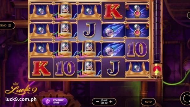 Ang mga pangunahing tampok ng larong ito na ipapakilala ng Luck9 ay malikhain at kawili-wiling mga karagdagan sa tipikal na gameplay ng slot machine. Nagtatampok ang Drop the Wilds ng 5×4 grid at 20 paylines.