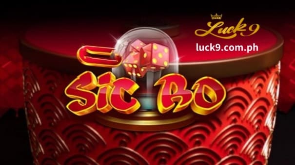 Maaari mong basahin ang Luck9 Sic Bo Beginner's Guide para matuto pa tungkol sa laro. Pinagsasama ng Online na Sic Bo ang lahat tungkol sa klasikong larong mesa. Ang pangunahing pagkakaiba ay ang paglalaro mo online kaysa sa personal. Bukod pa rito, sa ilang mga kaso, ang online na bersyon ay maaaring may mas mababang gilid ng bahay kaysa sa land-based na bersyon.