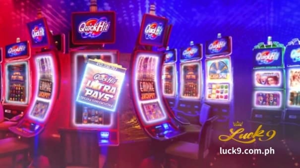 Ang mga libreng slot machine ay mga slot machine na nagbibigay-daan sa iyong ganap na maranasan ang mga laro ng slot machine at ang kanilang mga kapana-panabik na tampok nang hindi nangangailangan ng mga deposito.